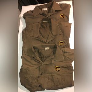 United Parcel Service Short Sleeve Button Down shirts (Large )- Lot of 3